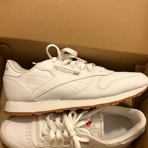 Reebok Men's White Leather Sneakers